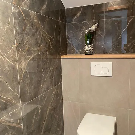 Paray- Orly - Parking Prive Villa *